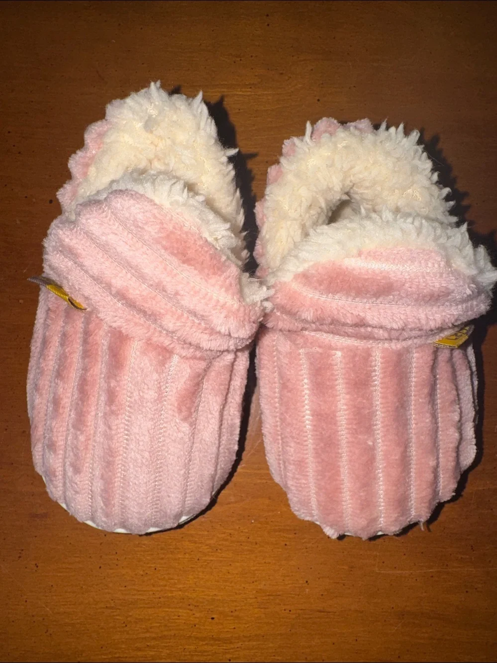 Plush Pink Kids Slipper Booties with Cozy Faux Fur Lining like new!